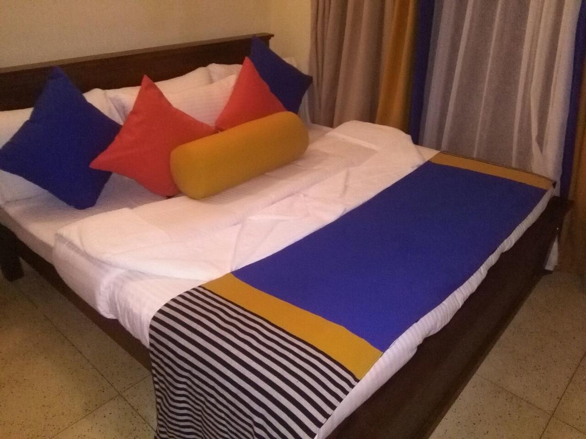 Mahakumara White House Hotel กาลูทารา ภายนอก รูปภาพ